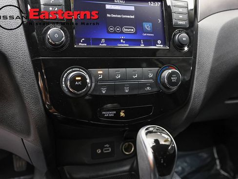 Used 2021 Nissan Rogue Sport S AWD/4WD image 19