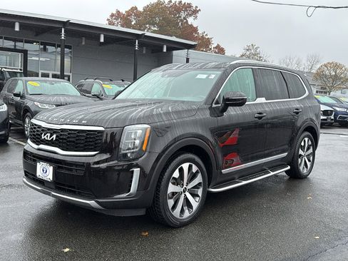 Used 2022 Kia Telluride EX w/ EX Premium Package image 7