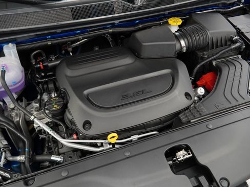 New 2026 Chrysler Pacifica Select image 34