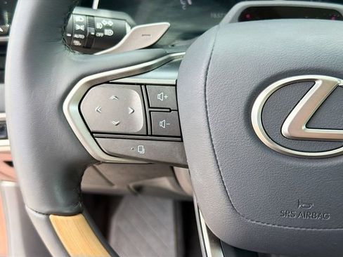 Used 2024 Lexus RX 350 w/ Convenience Package AWD/4WD image 38