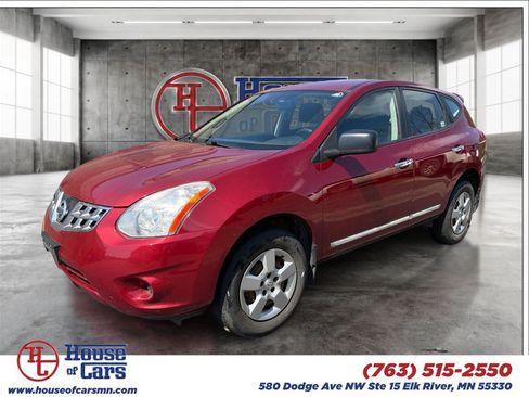 Used 2013 Nissan Rogue S FWD image 1