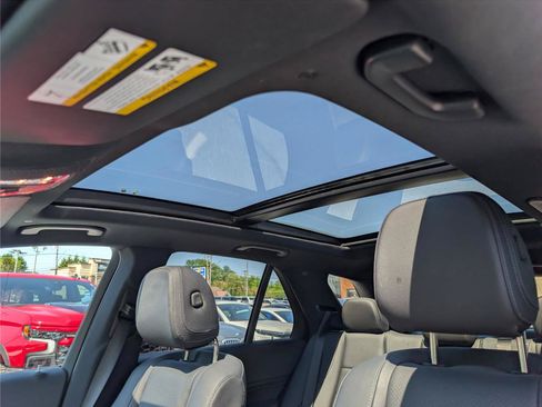 Used 2025 Mercedes-Benz GLE 350 4MATIC image 29