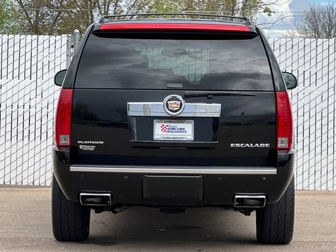 Used 2014 Cadillac Escalade Platinum AWD/4WD image 5