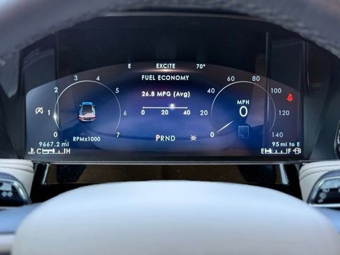 Used 2025 Lincoln Corsair Reserve FWD image 29