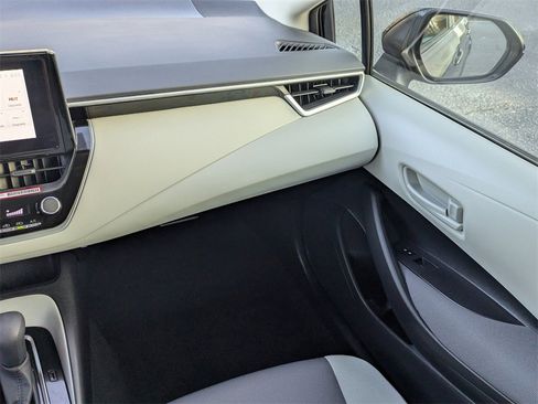 Certified 2026 Toyota Corolla LE image 17