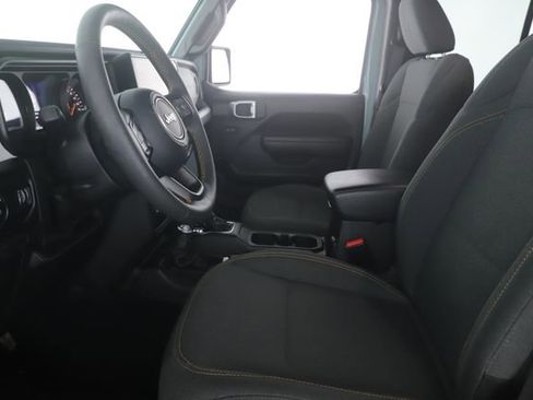 Used 2024 Jeep Wrangler Unlimited Sport AWD/4WD image 16
