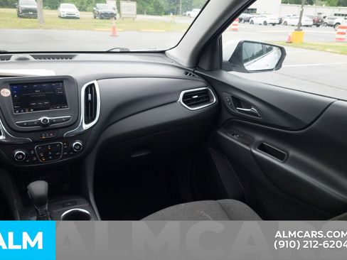 Used 2024 Chevrolet Equinox LT FWD image 20