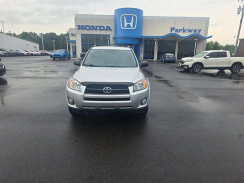 Used 2010 Toyota RAV4 Sport w/ Sport Extra Value Pkg AWD/4WD image 8