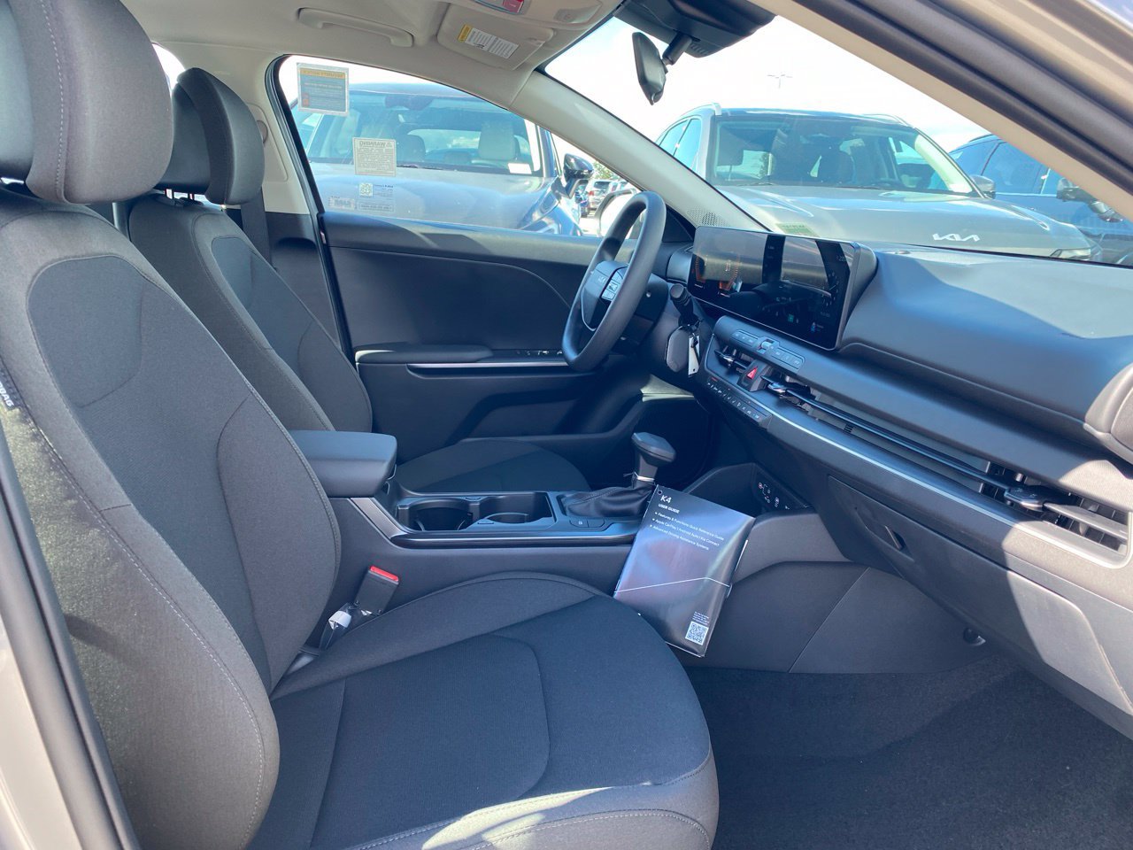 New 2027 Kia K4 FWD image 22