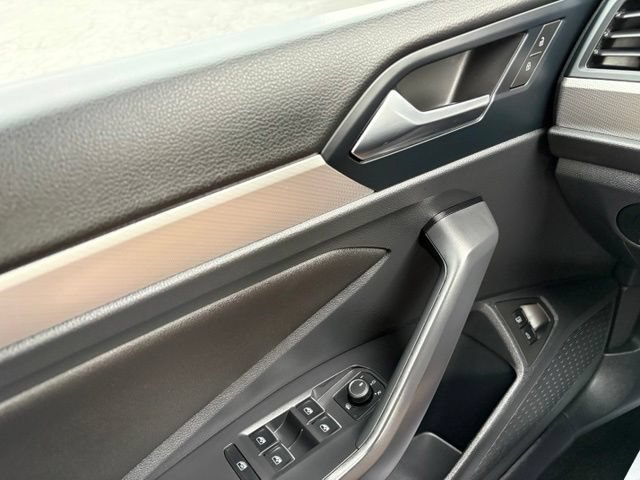 Used 2024 Volkswagen Jetta S FWD image 15