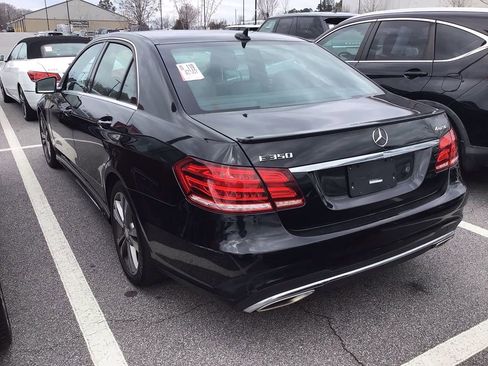 Used 2016 Mercedes-Benz E 350 4MATIC Sedan image 2