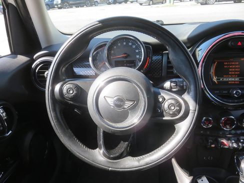 Used 2018 MINI Cooper S FWD image 14
