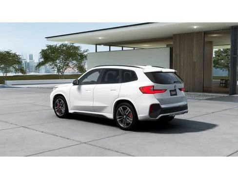 New 2026 BMW X1 xDrive28i AWD/4WD image 2