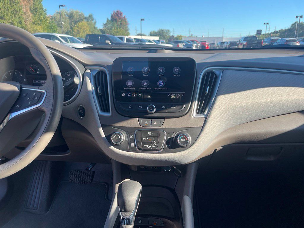 Used 2024 Chevrolet Malibu LS FWD image 23