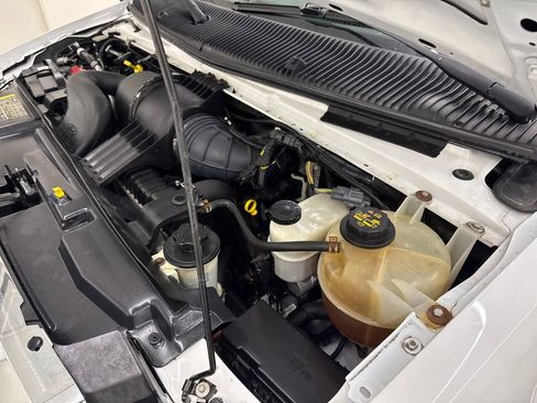 Used 2016 Ford E-350 and Econoline 350 Super Duty RWD image 13