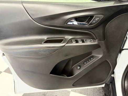 Used 2021 Chevrolet Equinox Premier w/ Redline Edition image 15