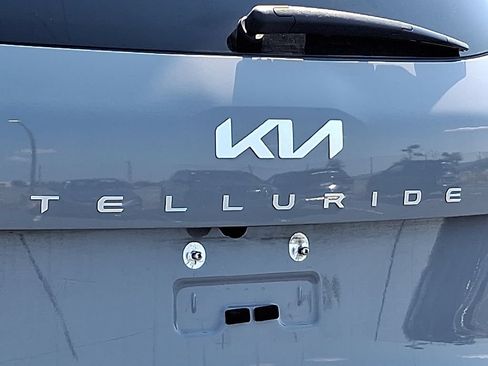 Used 2023 Kia Telluride SX Prestige X-Line AWD/4WD image 30