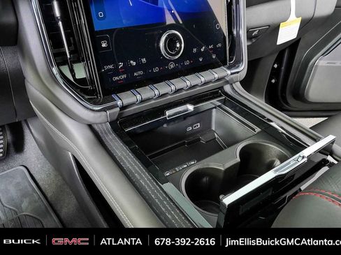 New 2026 GMC Yukon AT4 Ultimate AWD/4WD image 18