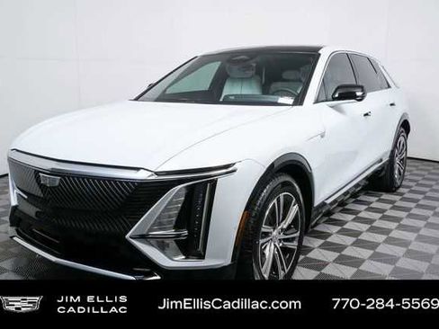 New 2026 Cadillac Lyriq Premium Luxury image 24