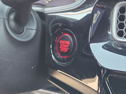 Used 2025 Honda Civic Sport image 12