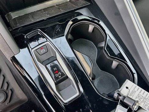 Certified 2025 Audi SQ5 Premium Plus AWD/4WD image 19