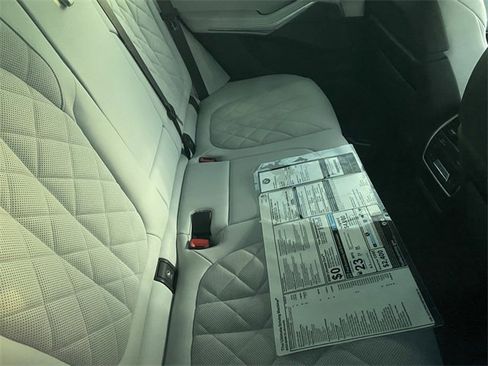 Used 2023 BMW X5 xDrive40i w/ M Sport Package image 9