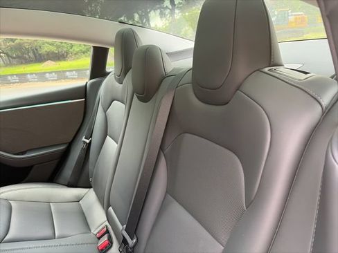 Used 2025 Tesla Model 3 RWD image 7