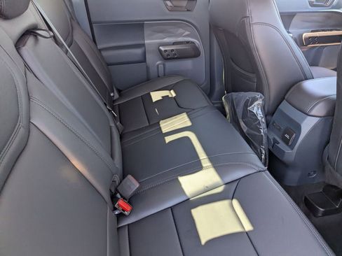 New 2026 Ford Maverick Lariat w/ Black Appearance Package AWD/4WD image 47