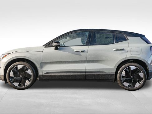 New 2026 Volvo EX30 Plus w/ Climate Package image 7