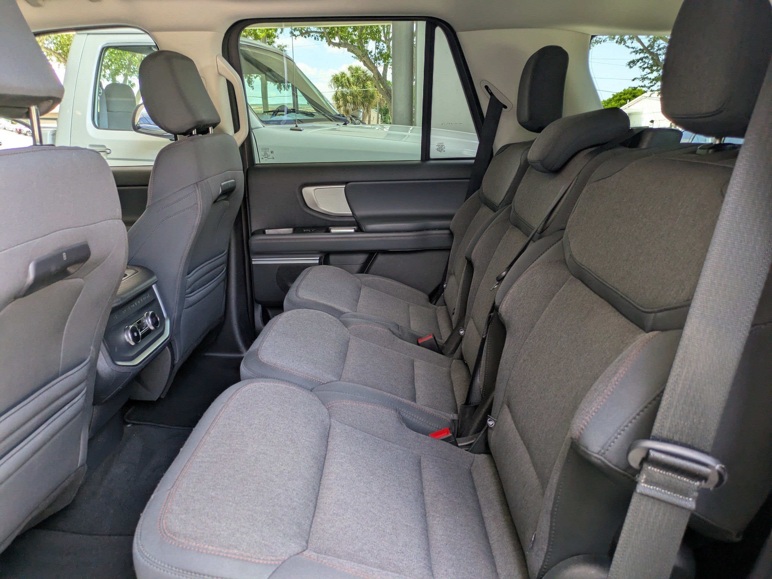 Certified 2025 Ford Expedition Active AWD/4WD image 16
