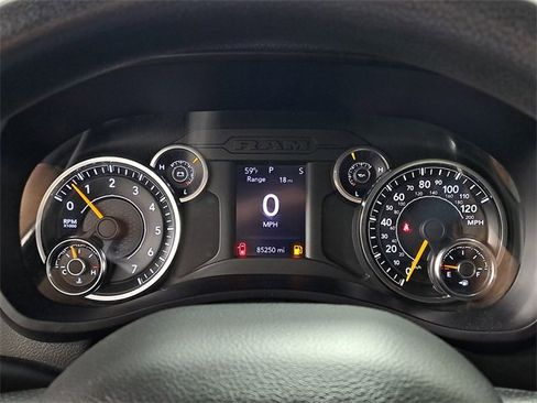 Used 2021 RAM 2500 Big Horn image 27