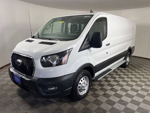 Used 2024 Ford Transit 250 Low Roof AWD w/ Exterior Upgrade Package image 3
