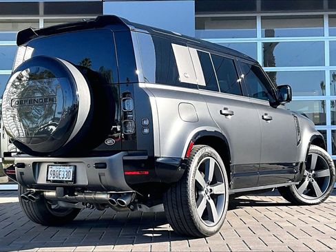 Used 2023 Land Rover Defender 110 Carpathian Edition image 13