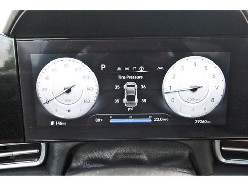 Used 2025 Hyundai Elantra Limited FWD image 16