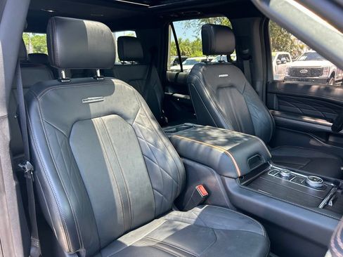 Used 2023 Ford Expedition Max Platinum AWD/4WD image 40