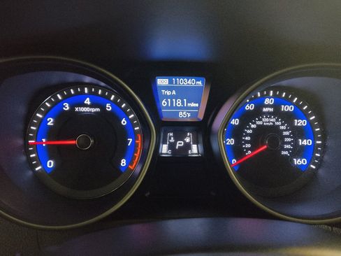 Used 2016 Hyundai Elantra GT FWD image 23