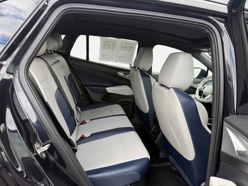 Certified 2023 Volkswagen ID.4 Pro S AWD/4WD image 18