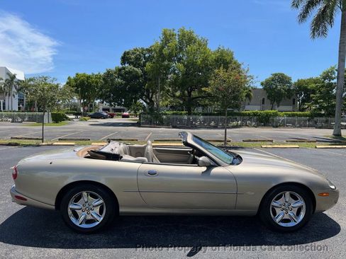 Used 1999 Jaguar XK8 Convertible RWD image 6