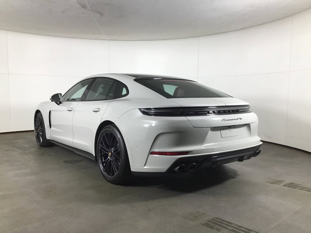 Certified 2026 Porsche Panamera GTS AWD/4WD image 3