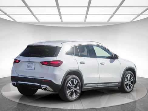 Used 2025 Mercedes-Benz GLA 250 GLA 250 image 3