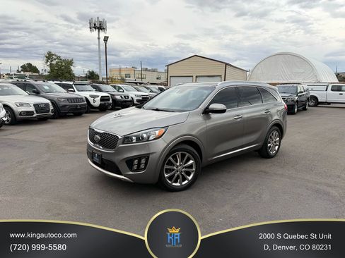 Used 2017 Kia Sorento SX image 1