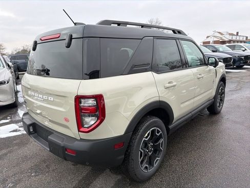 New 2025 Ford Bronco Sport Outer Banks w/ Outer Banks Tech Package+ image 3