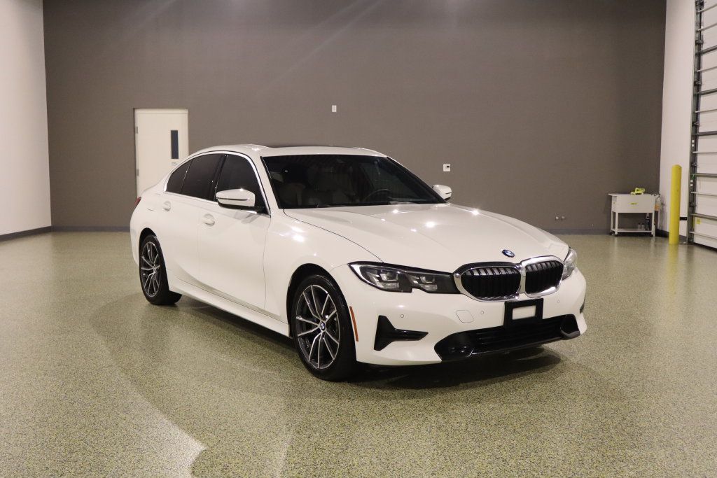 Used 2020 BMW 330i Sedan w/ Driving Assistance Package RWD image 1