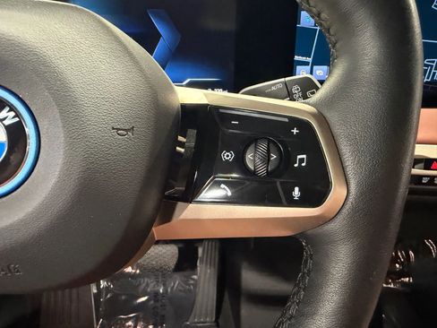 Used 2023 BMW iX M60 w/ Executive Package image 17