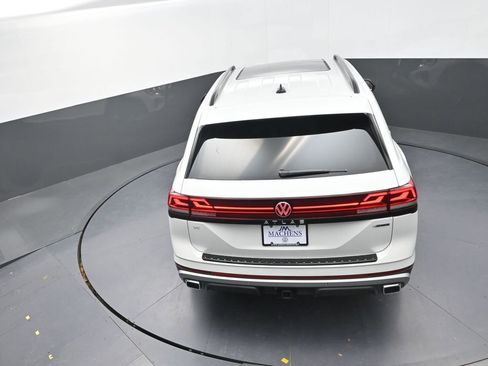 New 2026 Volkswagen Atlas Peak Edition AWD/4WD image 19
