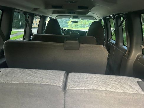Used 2012 Chevrolet Express 2500 LT w/ LT Preferred Equipment Group RWD image 15