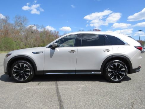 Used 2024 MAZDA CX-90 Plug-In Hybrid w/ Premium Plus AWD/4WD image 8