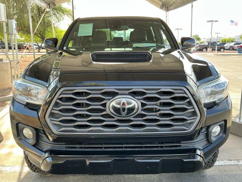 Used 2020 Toyota Tacoma TRD Sport w/ Technology Package image 23