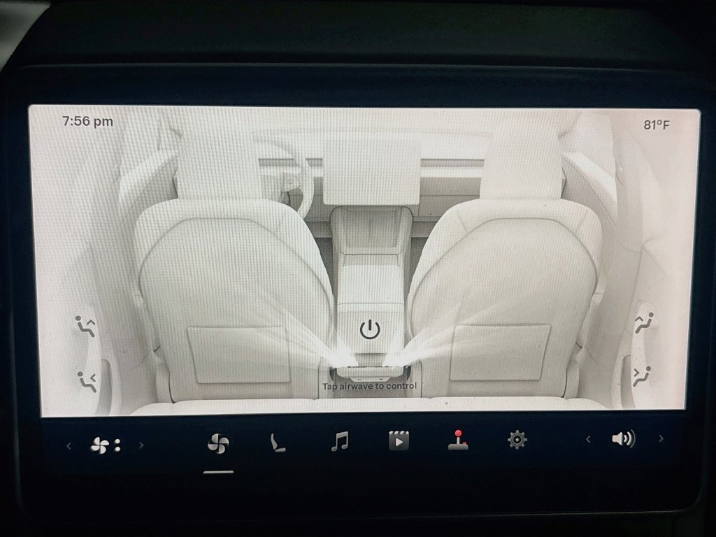 Used 2025 Tesla Model 3 Long Range RWD image 26
