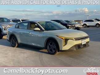 Used 2025 Kia K4 FWD video 1